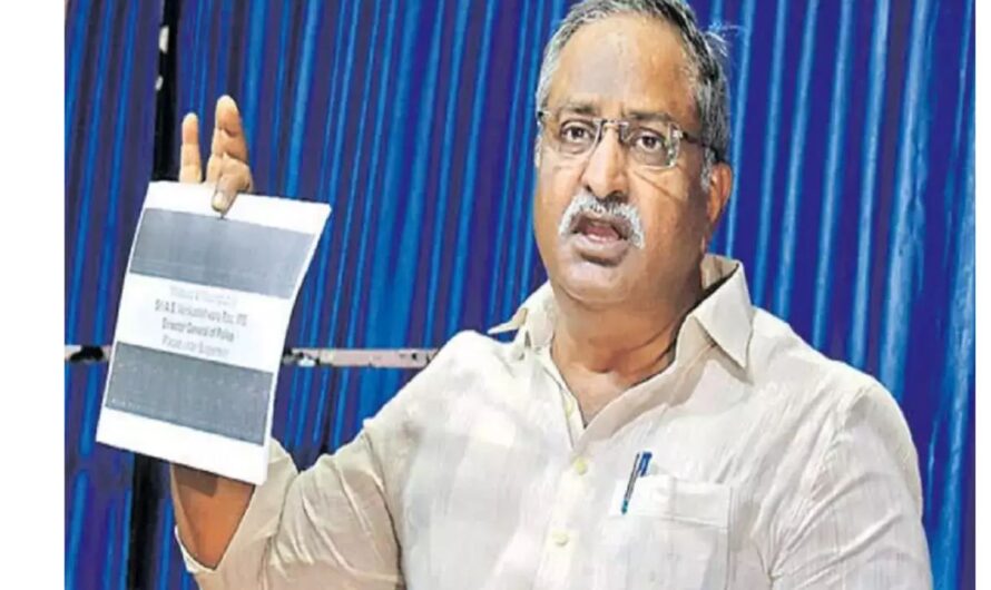 భావ కళ్ళల్లో ఆనందం కోసమే సస్పెండ్ చేసారా ???