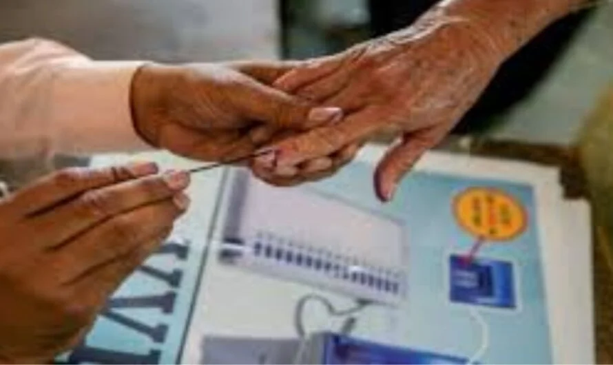 ఆ ఊరిలో ఒక్కరు కూడా ఓటు వేయలేదు