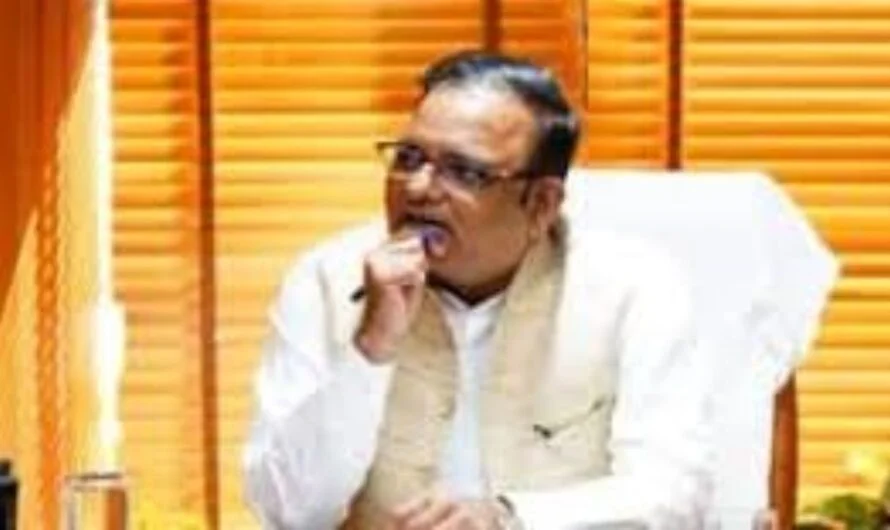 ఆమ్ ఆద్మీ పార్టీకి ఎదురుదెబ్బ…మంత్రి రాజీనామా