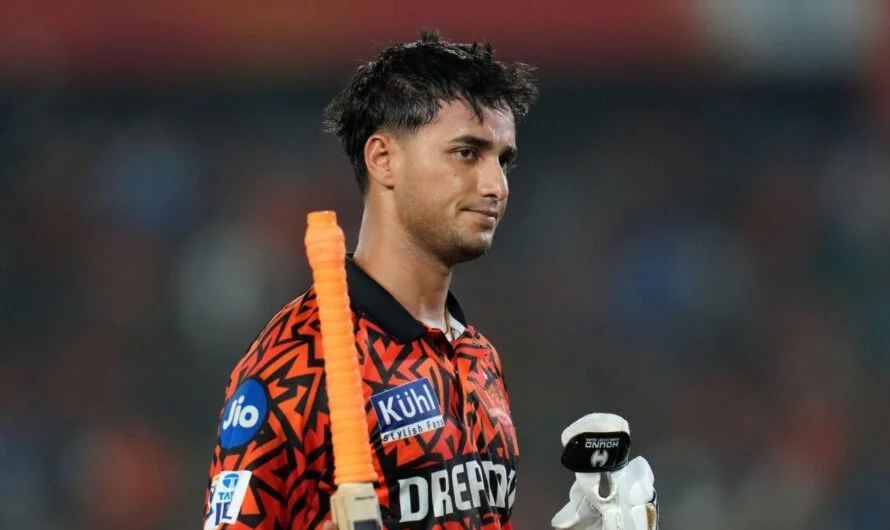 Cricket : యువరాజ్ సింగ్ ను మరిపిస్తున్న అభిషేక్ శర్మ