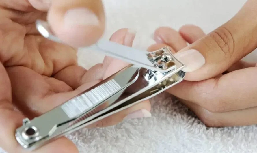 Cut Your Nails : చేతి గోర్లను ఎప్పుడు తీయాలంటే ….