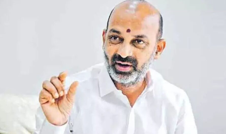 Minister Bandi Sanjay : ఆ పార్టీని అవుట్ డేటెడ్ పార్టీ అంటున్న బండి సంజయ్