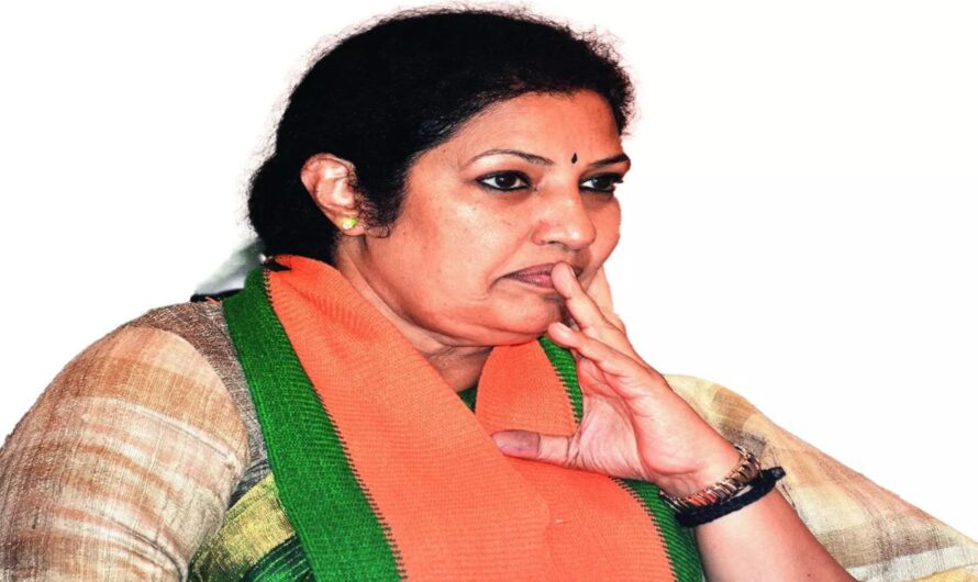 Purandeswari : నాతో ఆ పని కాదు…ఢిల్లీ వెళ్ళండి ….