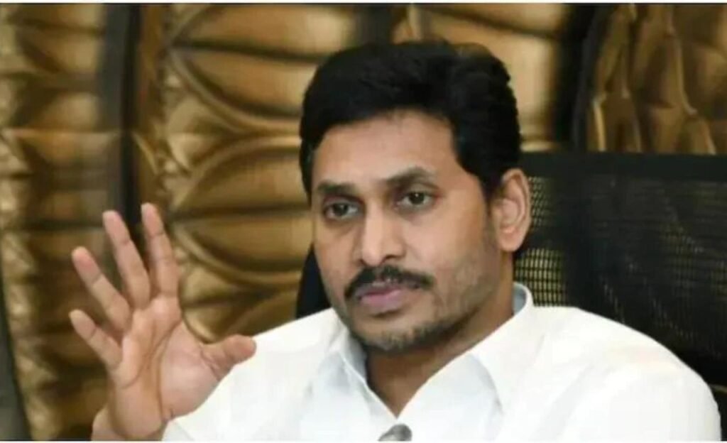YS Jagan : పార్టీ నుంచి నాయకులును వైఎస్ జగన్ ఎందుకు తొలగిస్తున్నారో తెలుసా ?