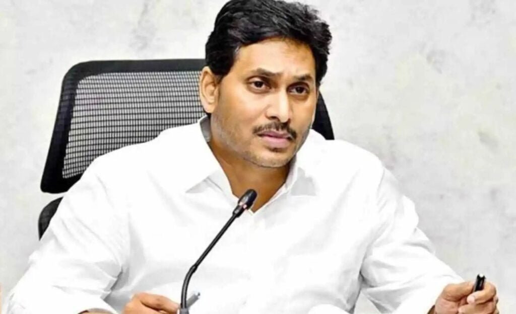 Ex CM YS  Jagan : వైసీపీ బాధ్యతల నుంచి తప్పుకుంటున్న జగన్ ….