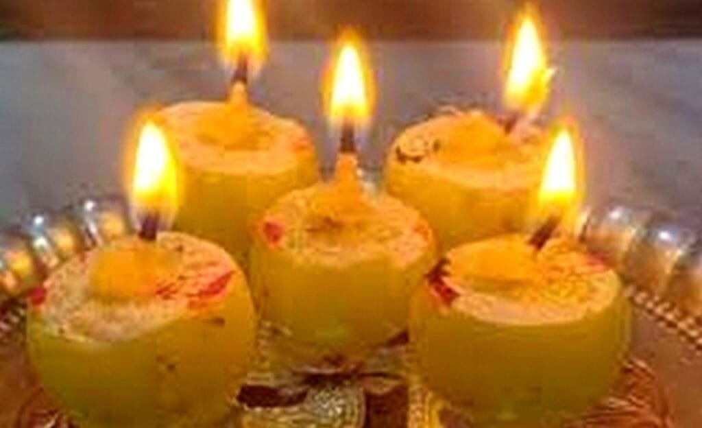 Karthika Masam : కార్తీక మాసంలో ఉసిరి దీపంనే ఎందుకు వెలిగించాలి … ?