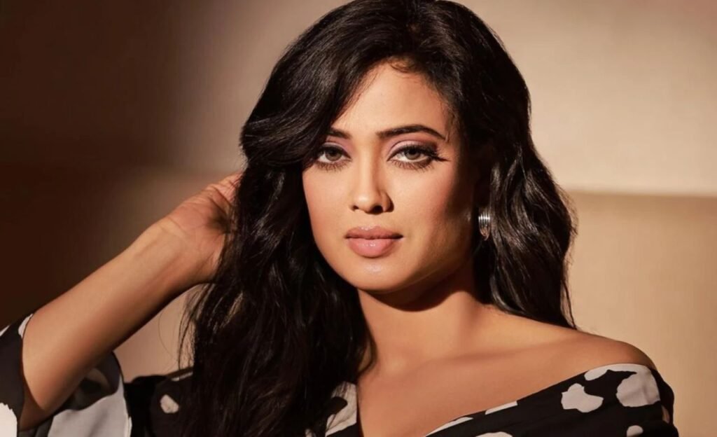 Heroine:12 ఏళ్లకే సినిమలో స్టార్ డమ్…. 18 ఏళ్లకే ప్రేమ,పెళ్లి, విడాకులు… కోట్లలో సంపాదన…ఆమె ఎవరో తెలుసా ?