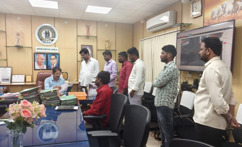Singareni : జివిఆర్ కాంట్రాక్టు  కార్మికుల సమస్యలు పరిష్కరించాలి