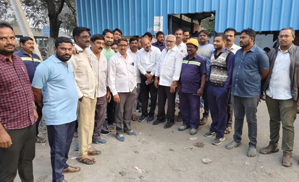 Singareni : కార్మికుల సమస్యల పరిష్కరంలో రాజీపడేది లేదు…AITUC