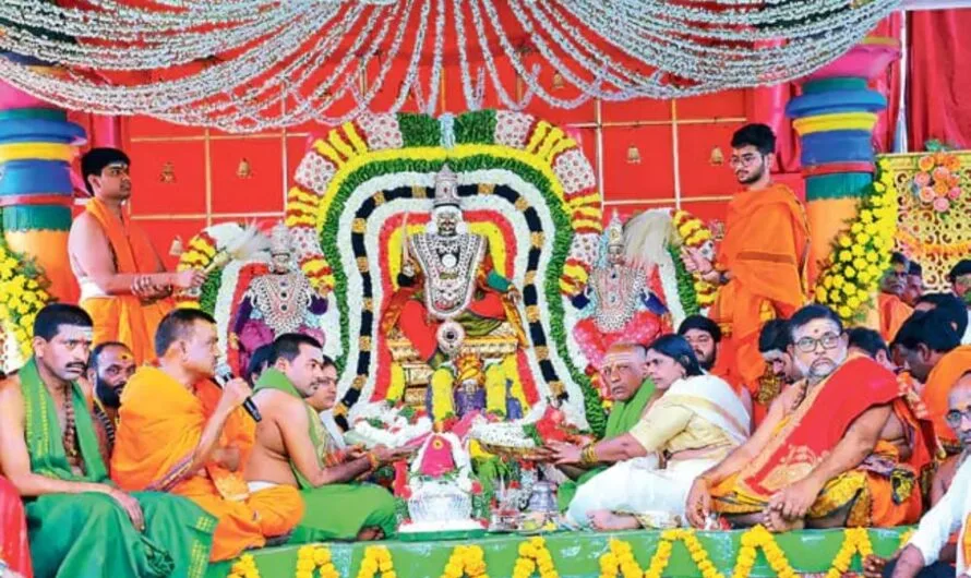 Komuravelli : ఘనంగా కొమురవెల్లి మల్లన్న కళ్యాణం