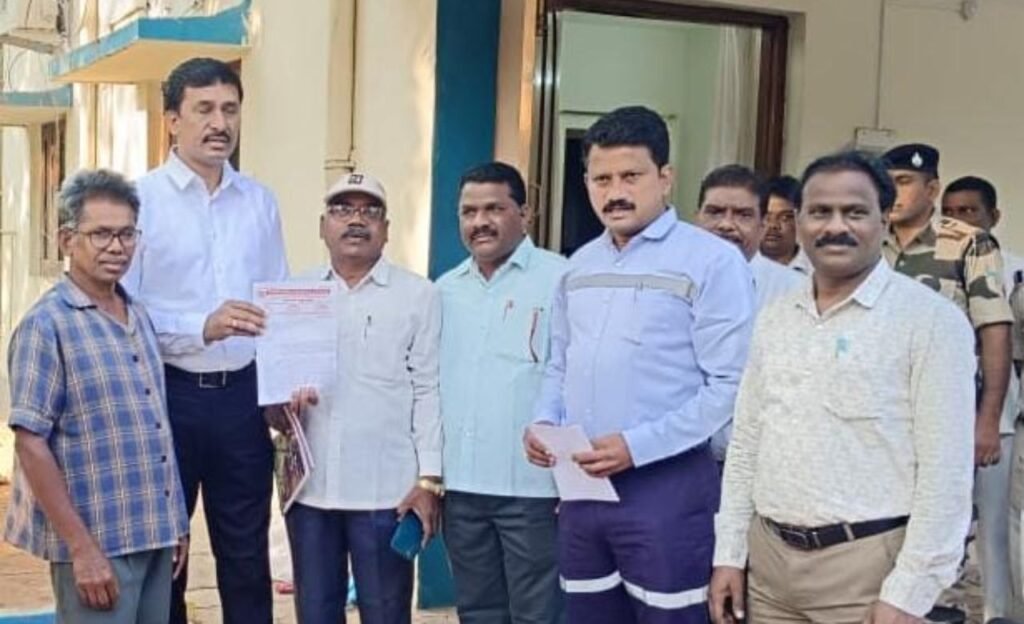 Singareni : సింగరేణి కాంట్రాక్టు కార్మికులకు వేస్తున్న పెనాల్టీ సిస్టం రద్దు చేయాలి.