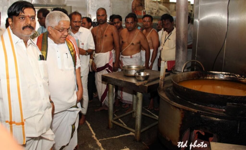 Thirumala : తిరుమలలో ఆకస్మిక తనికీలు