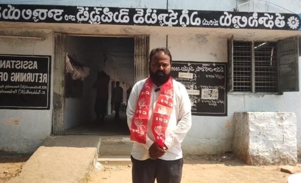 CPI : రెవెన్యూ కార్యాలయంలో సాంకేతిక సమస్యలు పరిష్కరించాలి.
