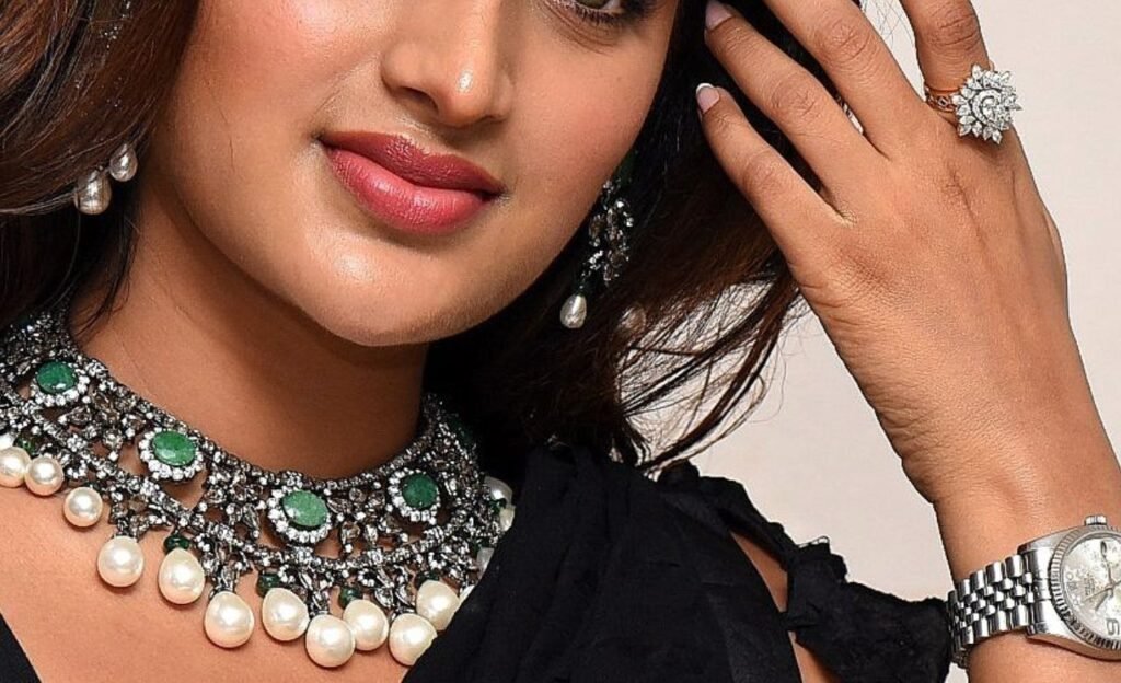 Heroine : ప్రేమించాను…పెళ్ళికి ఒప్పుకోమంటున్న హీరోయిన్. ఎవరామె ?
