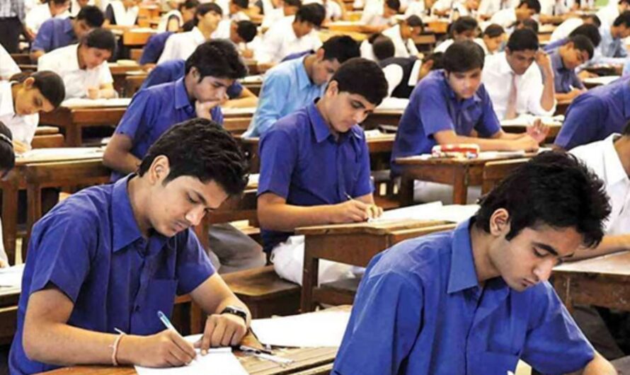 Students : పదోతరగతి విద్యార్థులకు ఎన్ని అవకాశాలో తెలుసా ?