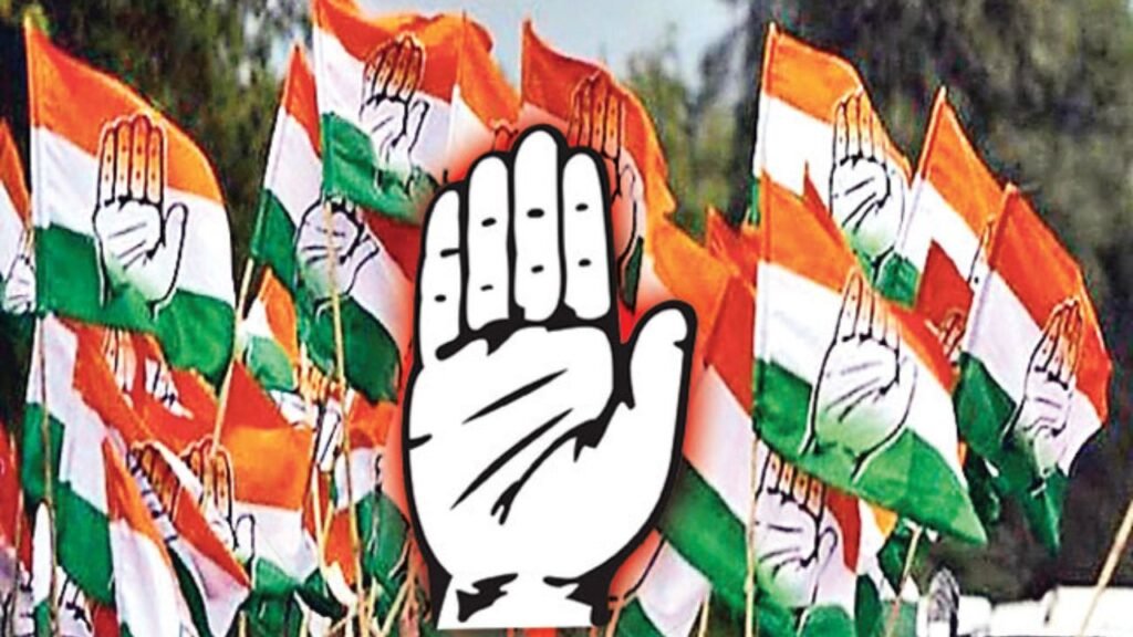 Congress : చెన్నూర్ కాంగ్రెస్ లో పదవుల కోసం కుస్తీ