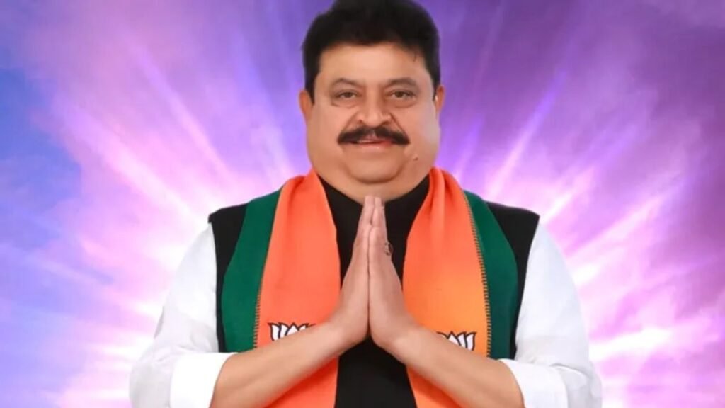 BJP  : తెలంగాణ కమల దళపతి ఆయనే…అధిష్టానం ఆదేశాలు