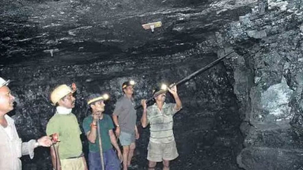 Singareni : కార్మికులు ఇక్కడ …. సంబరాలు అక్కడ