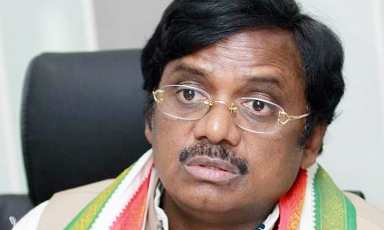 Chennoor : కష్టాలను మూటగట్టుకున్న చెన్నూర్ కాంగ్రెస్