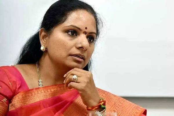 Kavitha  : నేను…వస్తున్నా….