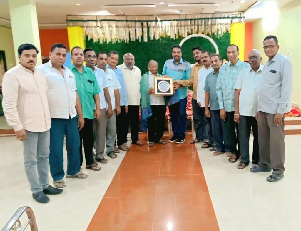 బీబీపేట వాసవి క్లబ్ కు లైఫ్ సేవర్ అవార్డు