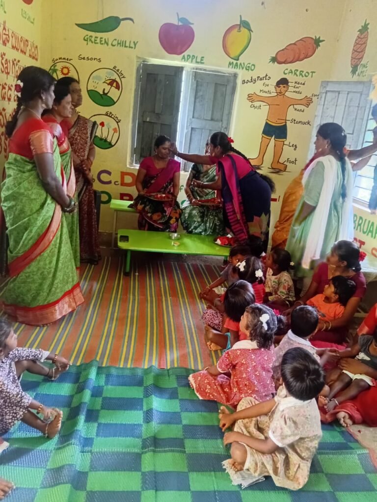 బీబీపేట అంగన్‌వాడీ కేంద్రంలో సామూహిక శ్రీమంతం