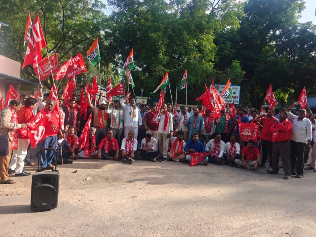 12వ వేజ్‌ బోర్డు వెంటనే ఏర్పాటు చేయాలి