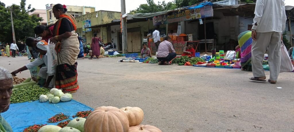 బీబీపేట మార్కెట్‌ను హోల్‌సేల్ మార్కెట్‌గా ప్రకటించాలి