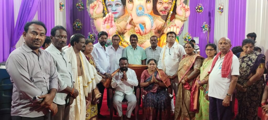 రమ నర్సింగ్ దంపతులకు సన్మానం