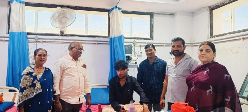 డెంగ్యూ, విషజ్వరాలతో మంచిర్యాల జిల్లా ప్రజలు తల్లడిల్లుతున్నారు