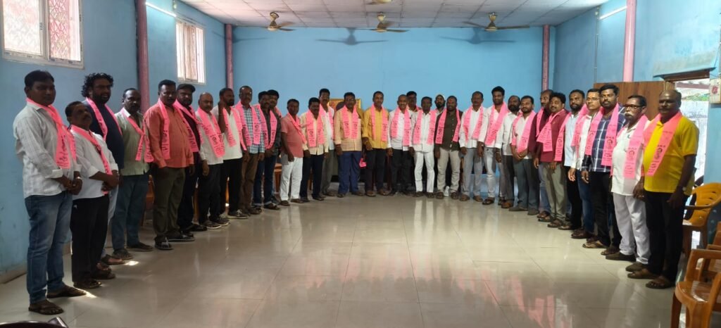 సింగరేణి కార్మిక గర్జన సభను విజయవంతం చేయాలి