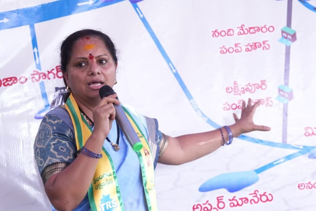 ప్రాణహిత నీటిని మళ్లించేందుకు కాఫర్ డ్యాం నిర్మించాలి