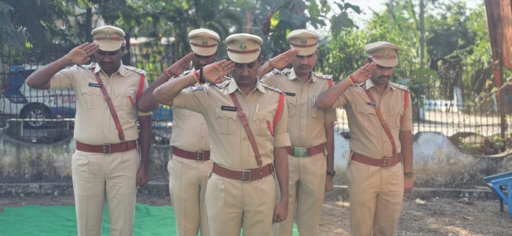 పోలీస్ అమరవీరుల త్యాగాలు చిరస్మరణీయం